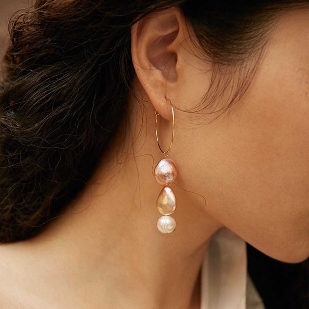 Real Pink peach Drop coin pearl hoop earrings - Picture 4 of 5